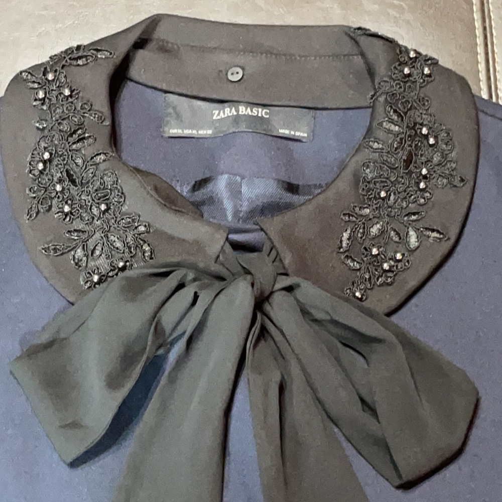 Navy With Embroidered Detachable Collar Blazer - Picture 9 of 16